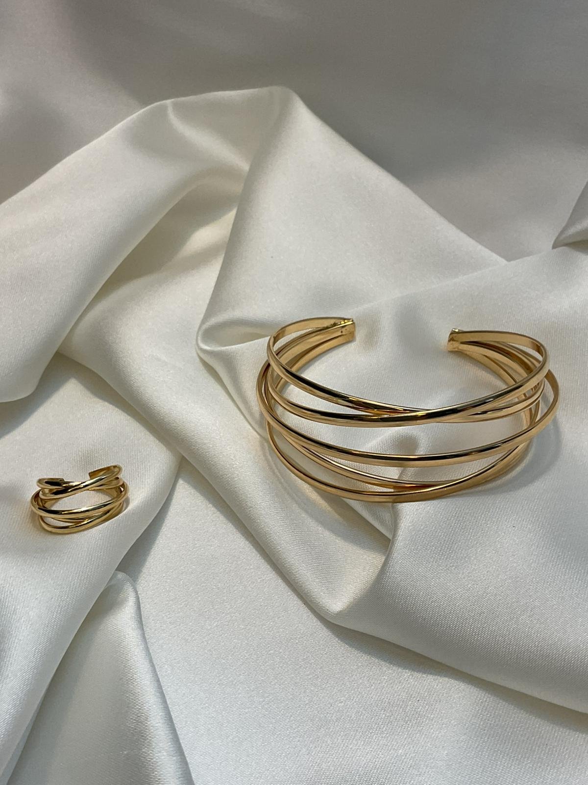 Altın Renk Modern Spiral Kelepçe Bileklik & Yüzük Seti