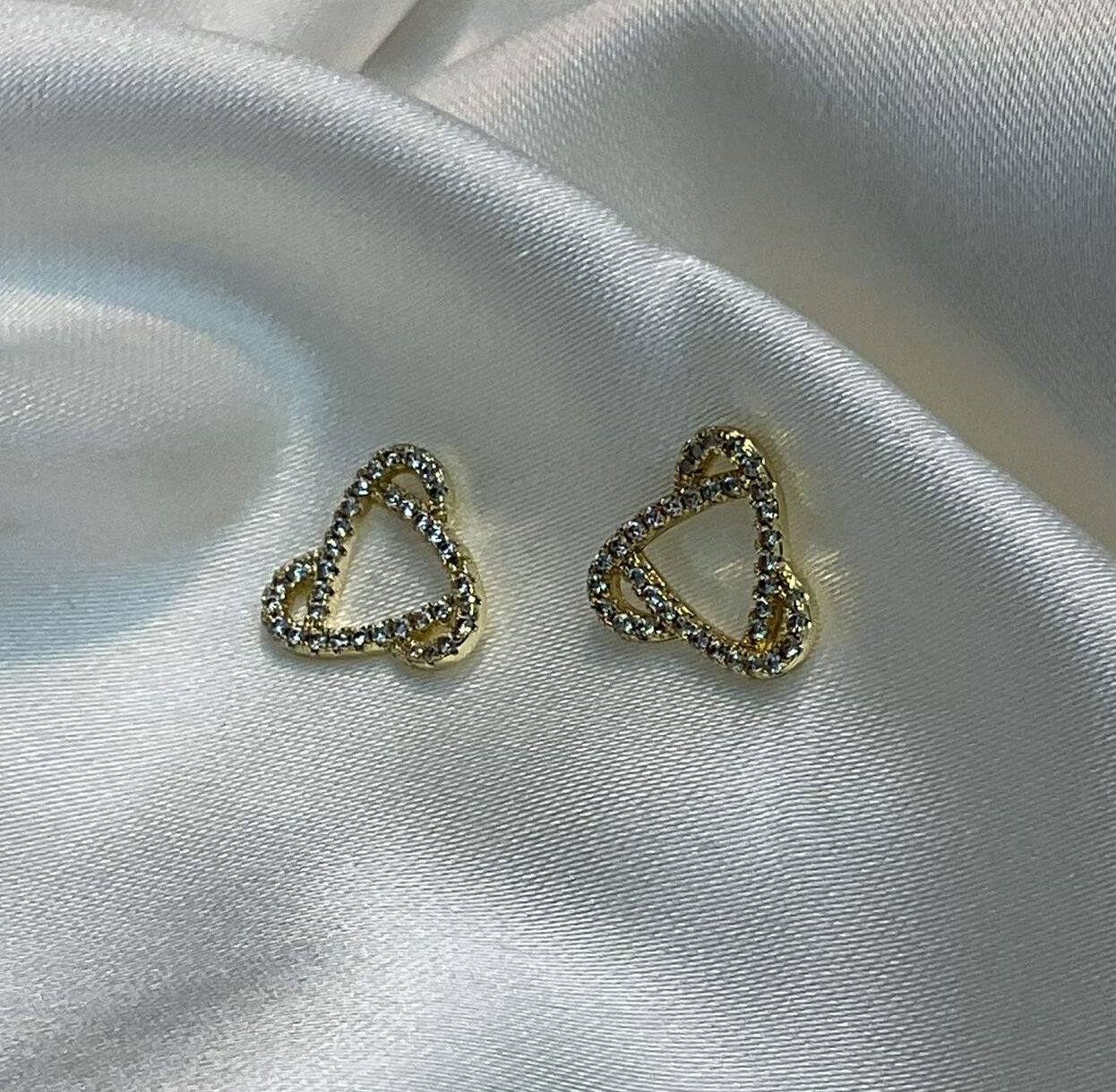 Üçgen Sarmal Küpe