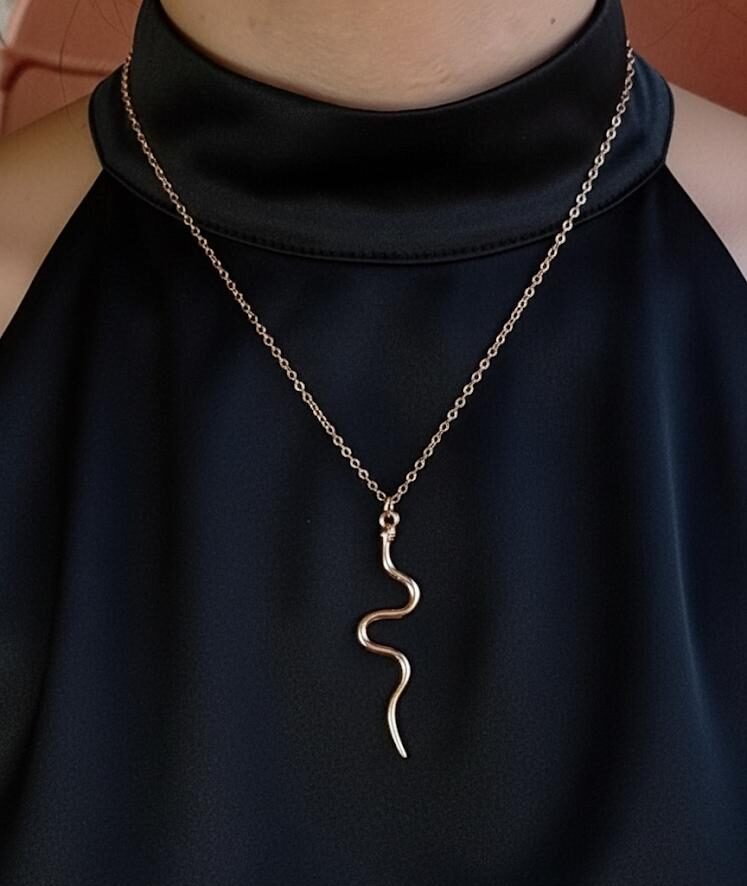 Rose Yılan Kolye - Görsel 2